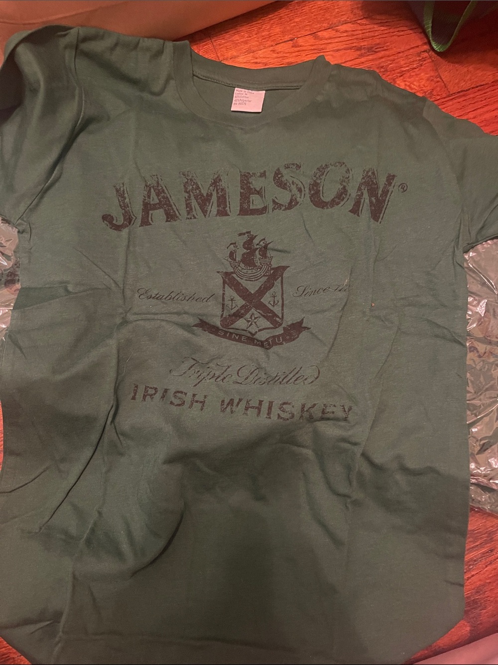 Women’s Jameson Green Graphic Tee - Irish Whiskey Logo